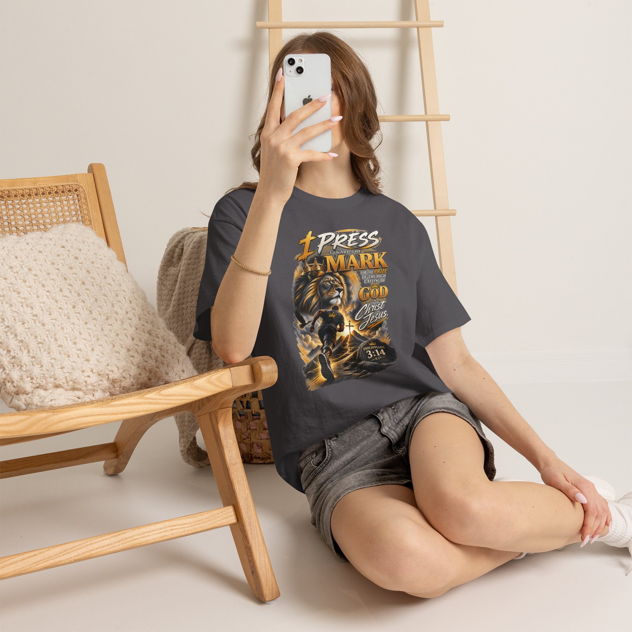 "I Press Toward The Mark" - Graphic T-Shirt